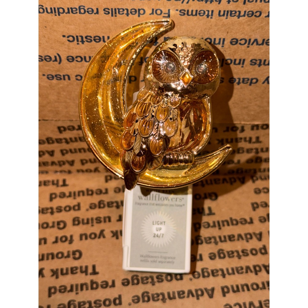 Bath and Body Works Wallflowers Plug Owl Crescent Moon Light Up Gold Glitter